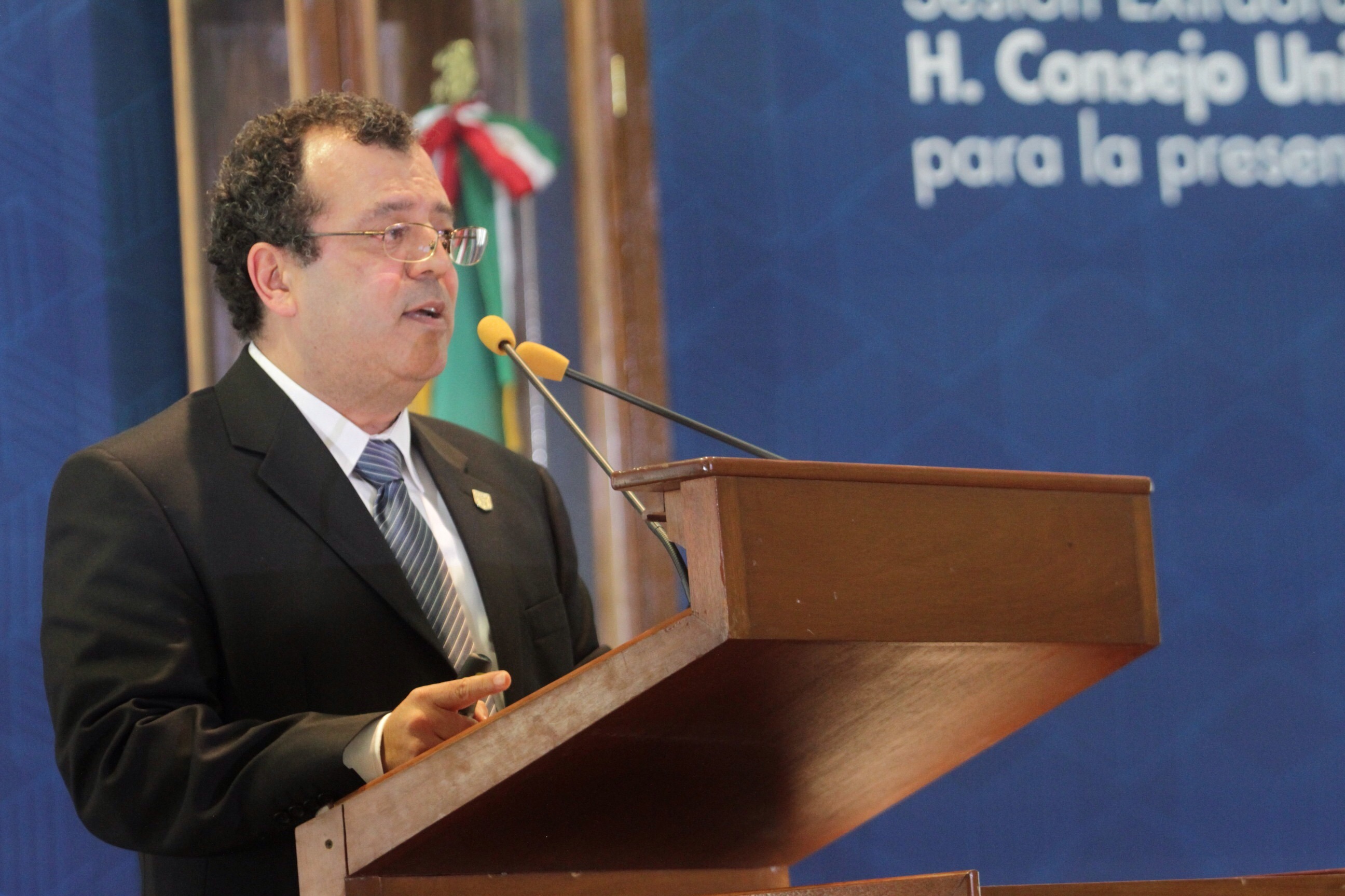 Rinde rector de la UAQ, tercer informe de actividades
