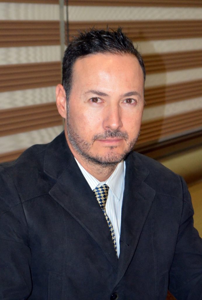 MAURICIO COBO URQUIZA 01